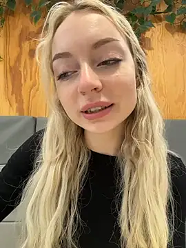 Snapshot of melissa_grr chatting on June 15, 2026, 1:44 pm melissa grr online show from June 15, 2026, 1:44 pm