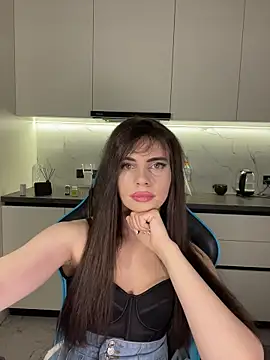 CurlyLara online show from March 24, 2026, 9:04 pm