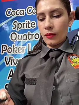 Snapshot of Alysson-- chatting on December 3, 2025, 1:21 pm Alysson-- online show from December 3, 2025, 1:21 pm