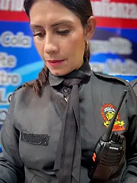 Snapshot of Alysson-- chatting on October 21, 2025, 3:11 pm Alysson-- online show from October 21, 2025, 3:11 pm