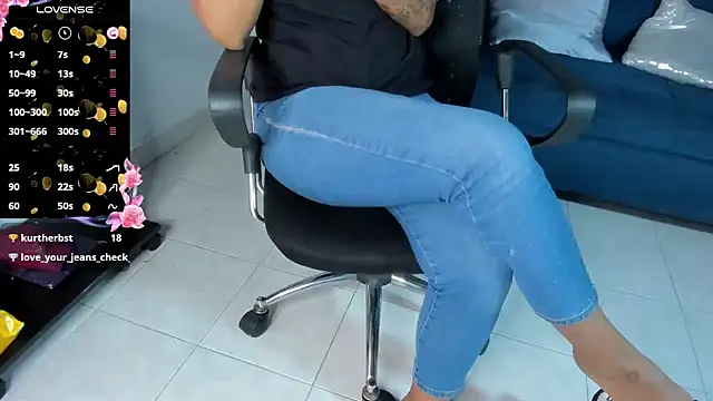 Brunettesexy0 online show from March 7, 2025, 9:17 pm