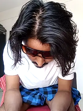 Snapshot of Samser0403 chatting on February 11, 2026, 9:31 am Samser0403 online show from February 11, 2026, 9:31 am