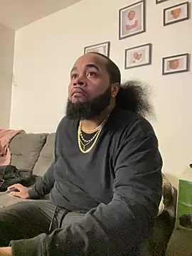 Snapshot of Pap1_Champo chatting on December 24, 2024, 9:28 am Pap1 Champo online show from December 24, 2024, 9:28 am