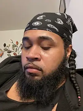 Snapshot of Pap1_Champo chatting on February 18, 2025, 9:32 am Pap1 Champo online show from February 18, 2025, 9:32 am