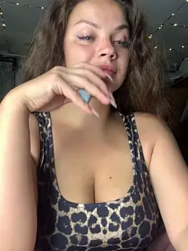 Sweeeeet Candy online show from June 19, 2026, 2:06 am