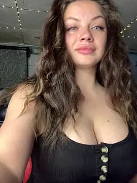 Sweeeeet Candy online show from April 16, 2026, 2:45 am