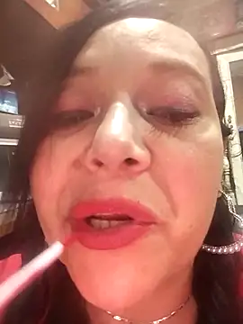 sara pineros online show from September 8, 2025, 6:40 pm