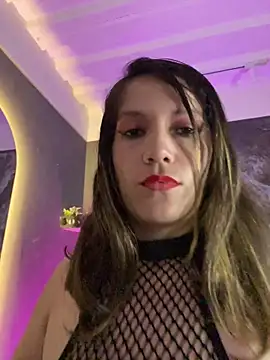 Snapshot of gwen_ashly chatting on February 17, 2026, 7:55 pm gwen ashly online show from February 17, 2026, 7:55 pm