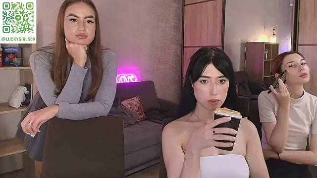 KeithTown online show from October 9, 2025, 5:24 pm