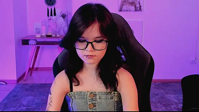 Elainebeness online show from March 9, 2025, 1:56 am