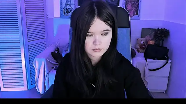 Elainebeness online show from October 26, 2025, 12:11 am