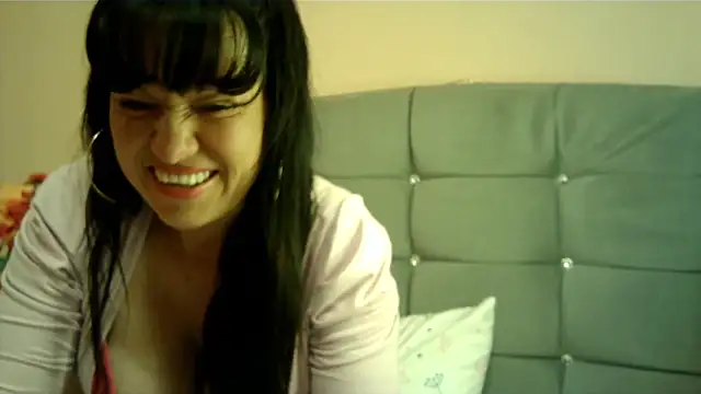 taylor198115 online show from December 5, 2025, 6:34 am