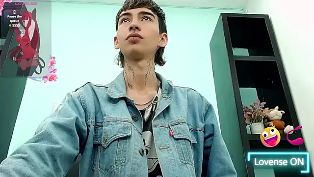 ttimy x boy online show from October 28, 2025, 2:38 pm