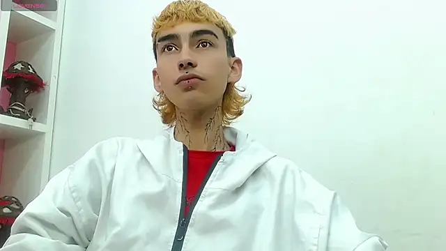 ttimy x boy online show from March 9, 2026, 7:39 pm