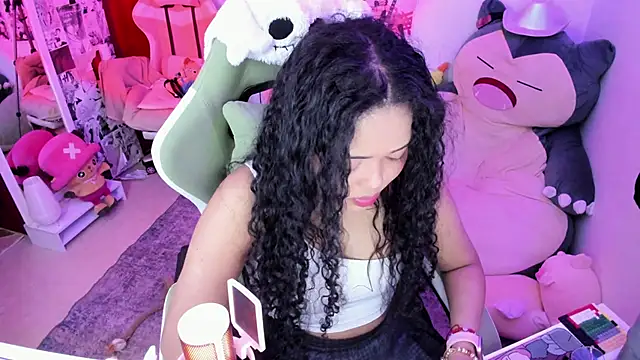 Snapshot of anyburkee chatting on February 6, 2026, 5:25 am anyburkee online show from February 6, 2026, 5:25 am