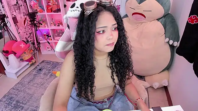 Snapshot of anyburkee chatting on December 16, 2025, 3:33 am anyburkee online show from December 16, 2025, 3:33 am