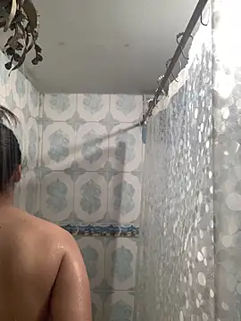 Miss oliviaa online show from December 14, 2025, 6:13 pm