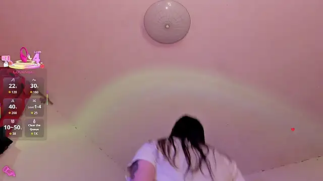 Miss oliviaa online show from December 16, 2025, 10:36 pm