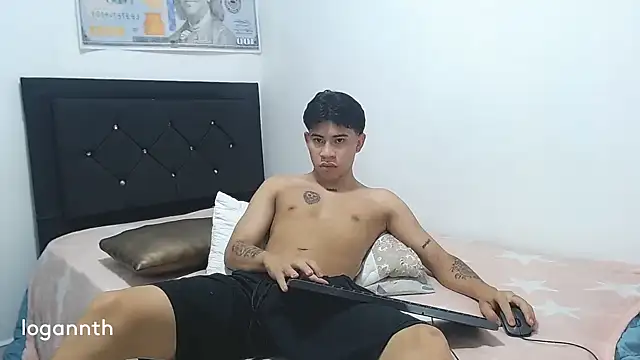 logannth online show from March 18, 2025, 4:40 am