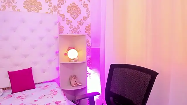 Snapshot of emaa_lambert chatting on January 8, 2026, 6:47 pm emaa lambert online show from January 8, 2026, 6:47 pm