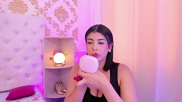 Snapshot of emaa_lambert chatting on January 9, 2026, 5:42 pm emaa lambert online show from January 9, 2026, 5:42 pm