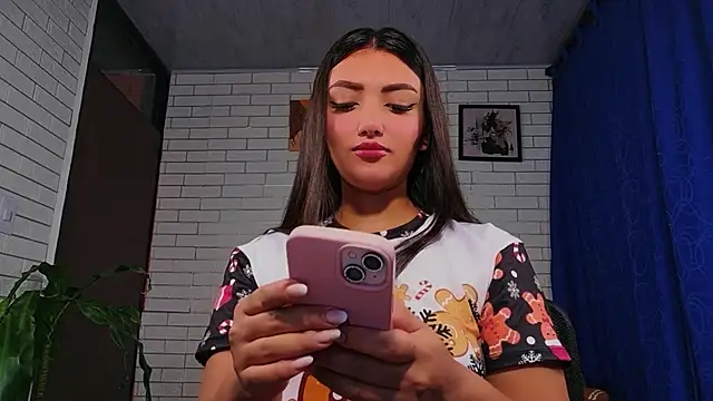 Snapshot of Afrodita_Shalom chatting on December 18, 2025, 10:41 am Afrodita Shalom online show from December 18, 2025, 10:41 am