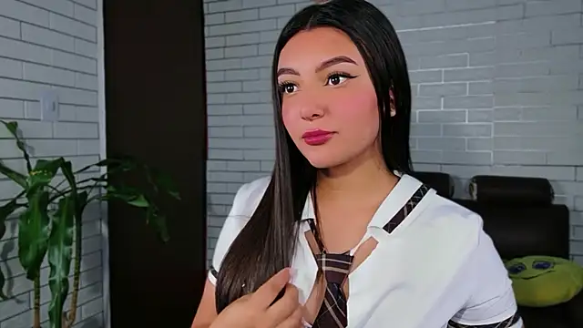 Snapshot of Afrodita_Shalom chatting on December 1, 2025, 10:05 am Afrodita Shalom online show from December 1, 2025, 10:05 am