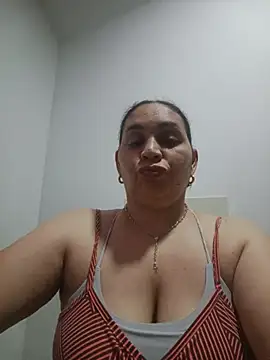Snapshot of MirandaSoto chatting on July 11, 2026, 4:02 am MirandaSoto online show from July 11, 2026, 4:02 am