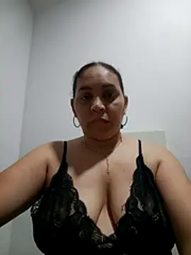 MirandaSoto online show from October 25, 2025, 4:22 am