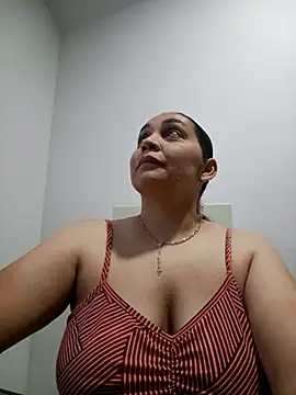 MirandaSoto online show from April 22, 2026, 4:19 am