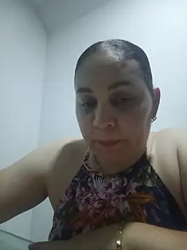 Snapshot of MirandaSoto chatting on July 16, 2026, 4:20 am MirandaSoto online show from July 16, 2026, 4:20 am