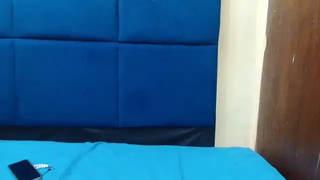 Snapshot of MilkyTitties chatting on November 23, 2025, 9:52 am MilkyTitties online show from November 23, 2025, 9:52 am