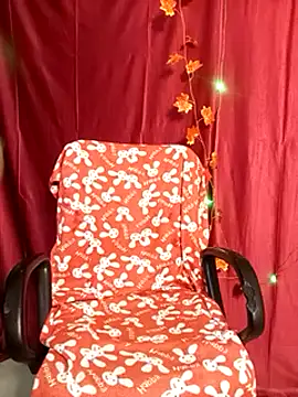 Stripy Doll online show from February 23, 2025, 2:57 pm