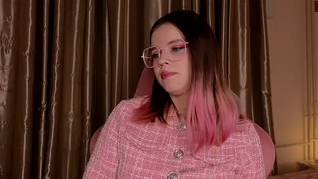 Snapshot of HanaMitsuri chatting on January 10, 2026, 6:14 pm HanaMitsuri online show from January 10, 2026, 6:14 pm