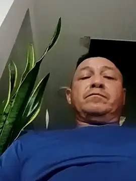 Snapshot of luchoarr chatting on October 1, 2025, 3:11 am luchoarr online show from October 1, 2025, 3:11 am