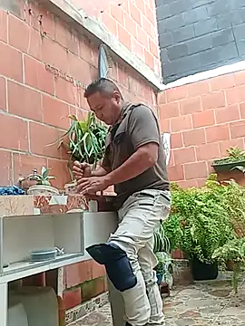 luchoarr online show from November 14, 2025, 12:53 pm