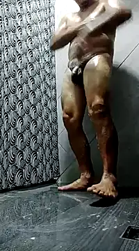 Snapshot of luchoarr chatting on February 28, 2025, 10:17 pm luchoarr online show from February 28, 2025, 10:17 pm