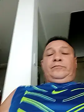 Snapshot of luchoarr chatting on January 21, 2025, 12:15 am luchoarr online show from January 21, 2025, 12:15 am