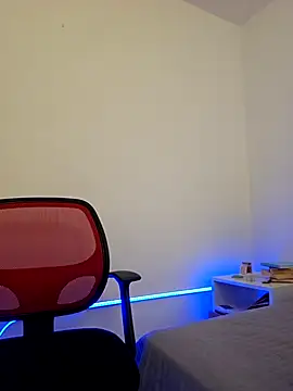 VictoriaEvaans  online show from October 18, 2025, 10:12 pm