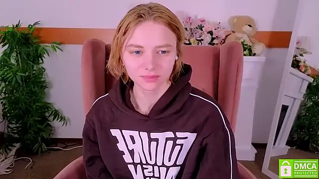 Snapshot of MirraBellanta chatting on February 2, 2026, 12:31 am MirraBellanta online show from February 2, 2026, 12:31 am