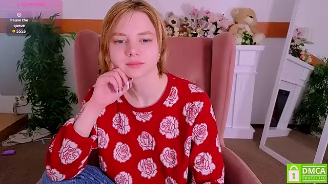 Snapshot of MirraBellanta chatting on February 9, 2026, 12:52 am MirraBellanta online show from February 9, 2026, 12:52 am