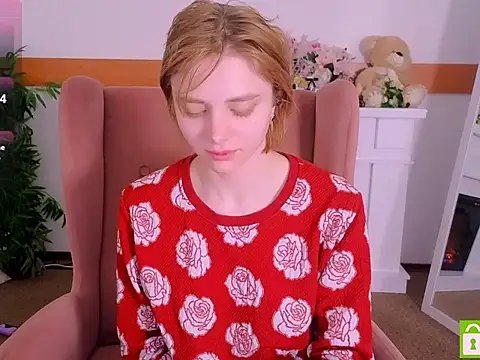 Snapshot of MirraBellanta chatting on February 10, 2026, 1:04 am MirraBellanta online show from February 10, 2026, 1:04 am