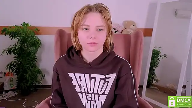 Snapshot of MirraBellanta chatting on February 24, 2026, 12:11 am MirraBellanta online show from February 24, 2026, 12:11 am