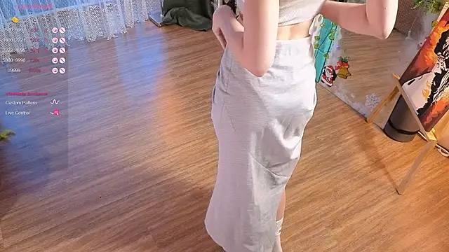 Snapshot of such_juicee chatting on February 1, 2026, 1:09 pm such juicee online show from February 1, 2026, 1:09 pm