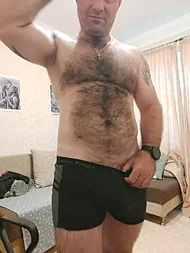 Snapshot of Crek666 chatting on July 8, 2026, 6:47 am Crek666 online show from July 8, 2026, 6:47 am