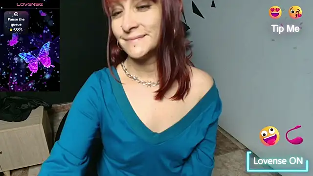 NatashaMason  online show from November 5, 2025, 11:57 am