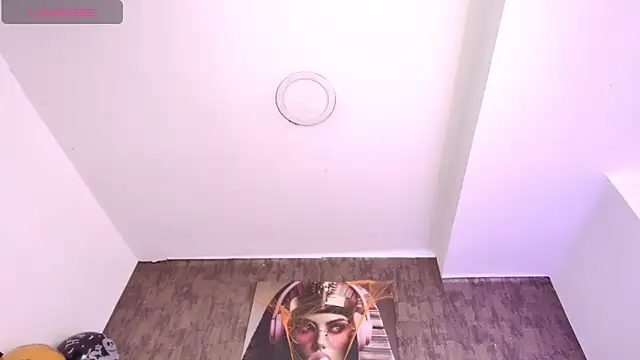 nicole  parker1 online show from October 29, 2025, 7:02 pm