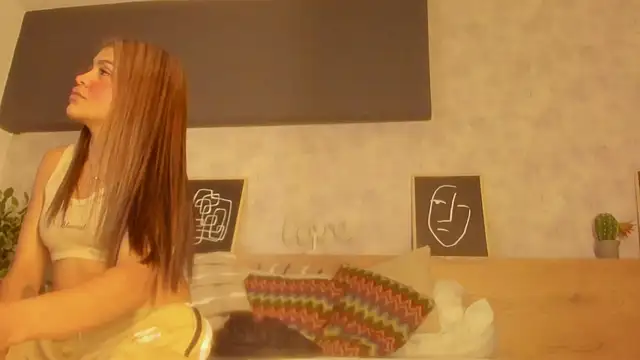 karina gomez 18 online show from February 28, 2026, 11:43 am