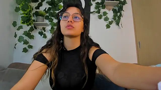 Snapshot of nataliepeterson chatting on October 28, 2025, 11:47 pm nataliepeterson online show from October 28, 2025, 11:47 pm