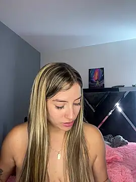 Issabela G1 online show from March 20, 2025, 7:58 am